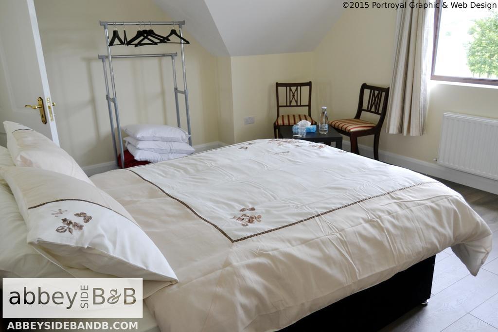 Abbeyside B&B Ballintober  Ngoại thất bức ảnh