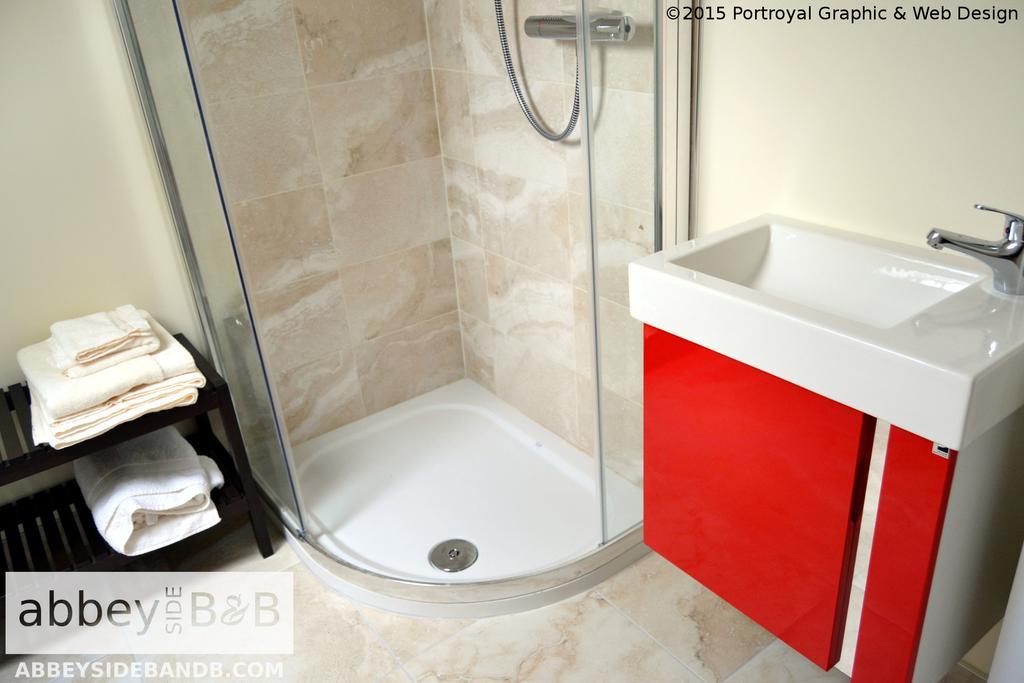 Abbeyside B&B Ballintober  Ngoại thất bức ảnh
